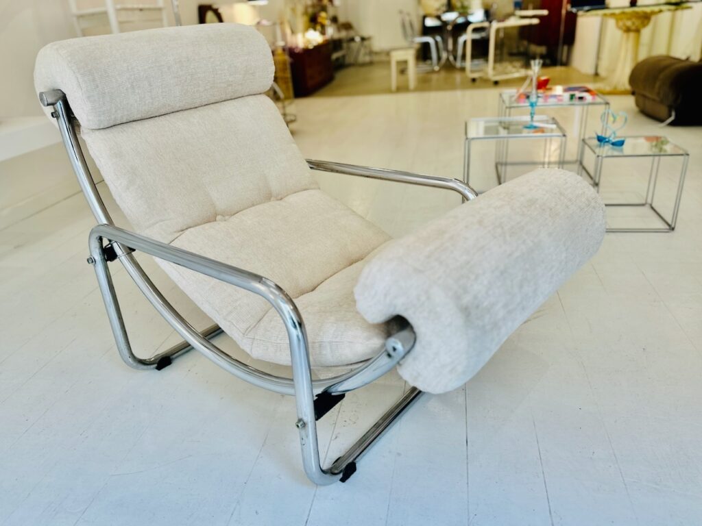 Eccho : Boutique -showroom de mobiliers et objets du XXème siècle à Marseille (fauteuil)