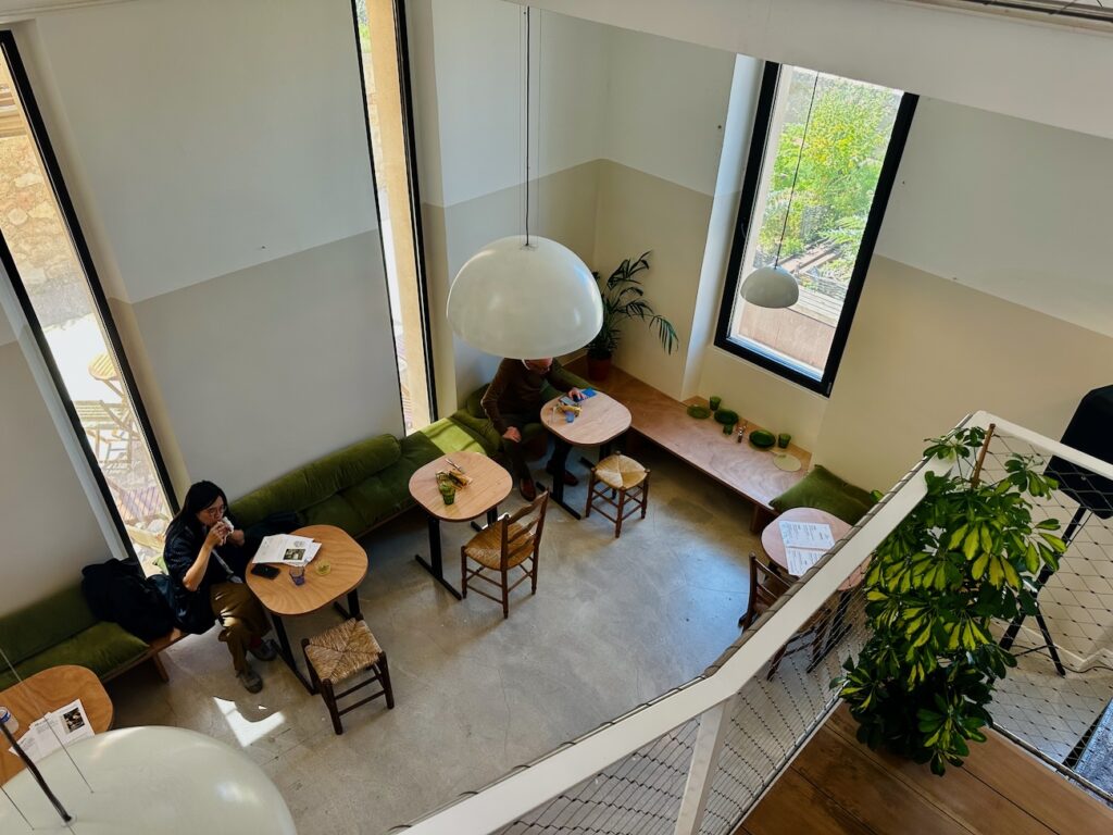 Le Café du Fort : Coffee-shop et cantine au Fort Saint Jean-Mucem de Marseille (salle RDV)