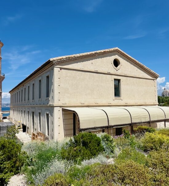 Le Café du Fort : Coffee-shop et cantine au Fort Saint Jean-Mucem de Marseille (tour)