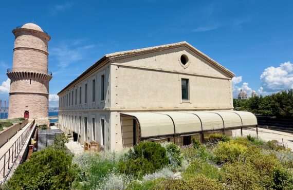 Le Café du Fort : Coffee-shop et cantine au Fort Saint Jean-Mucem de Marseille (tour)