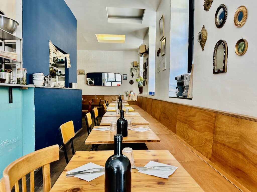 Les Babines : restaurant bistronomique à Marseille (nouvelles banquettes)