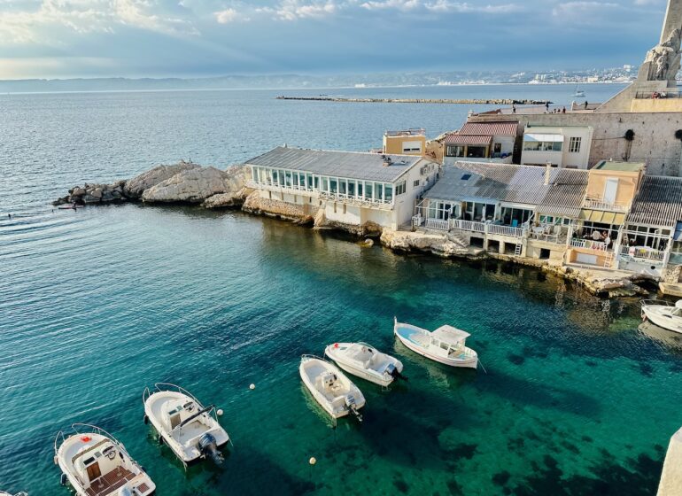 Auffo : restaurant gastronomique de Coline Faulqier au Vallon de Auffes de Marseille (Bord de mer)