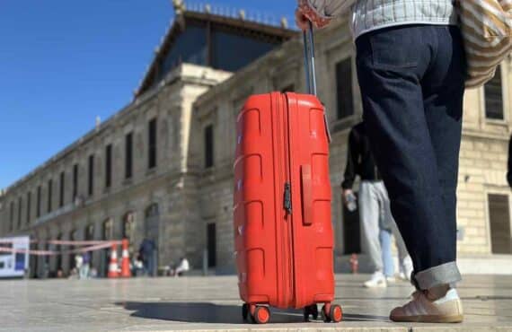 Radical storage : consignes à bagages dans les commerces de proximité à Marseille (stand-by)