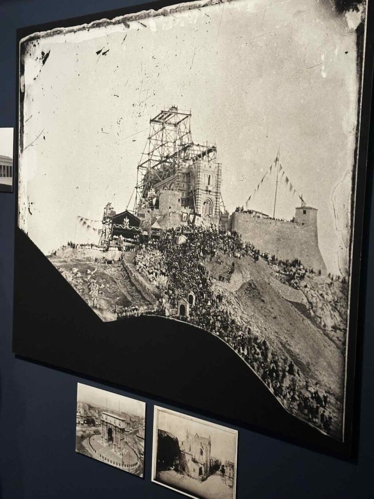 Marseille vue par les Detaille. Exposition de 164 ans de photographies au Musée d'histoire de Marseille (constructions Bonne Mère)