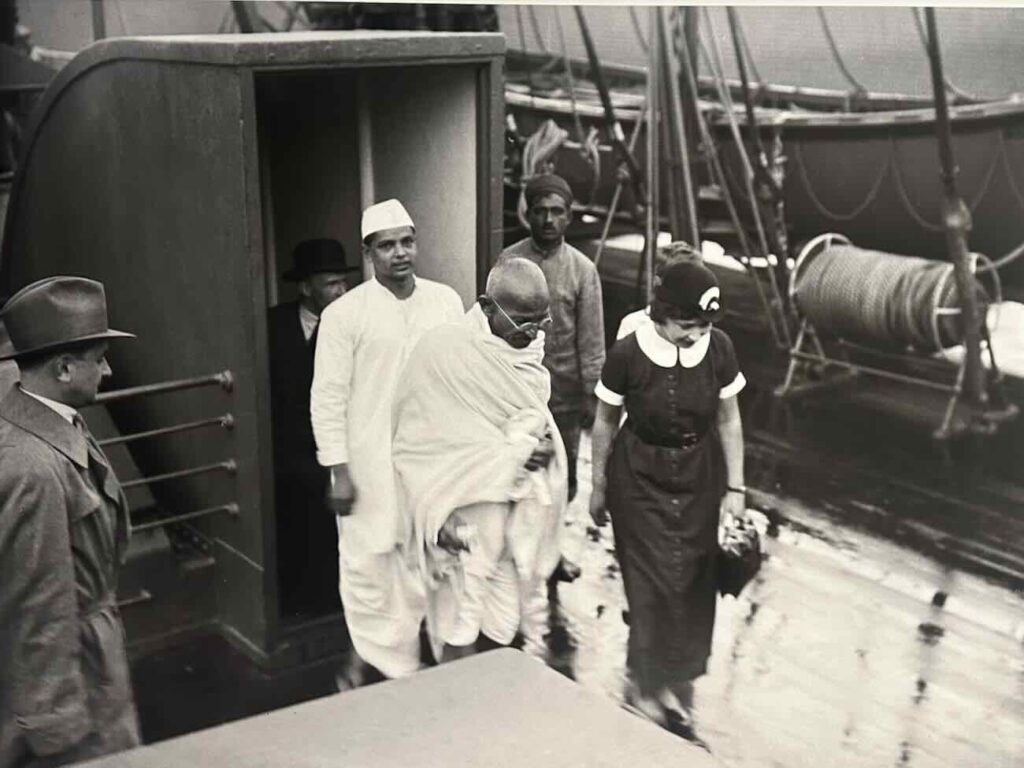 Marseille vue par les Detaille. Exposition de 164 ans de photographies au Musée d'histoire de Marseille (visite Ghandi)
