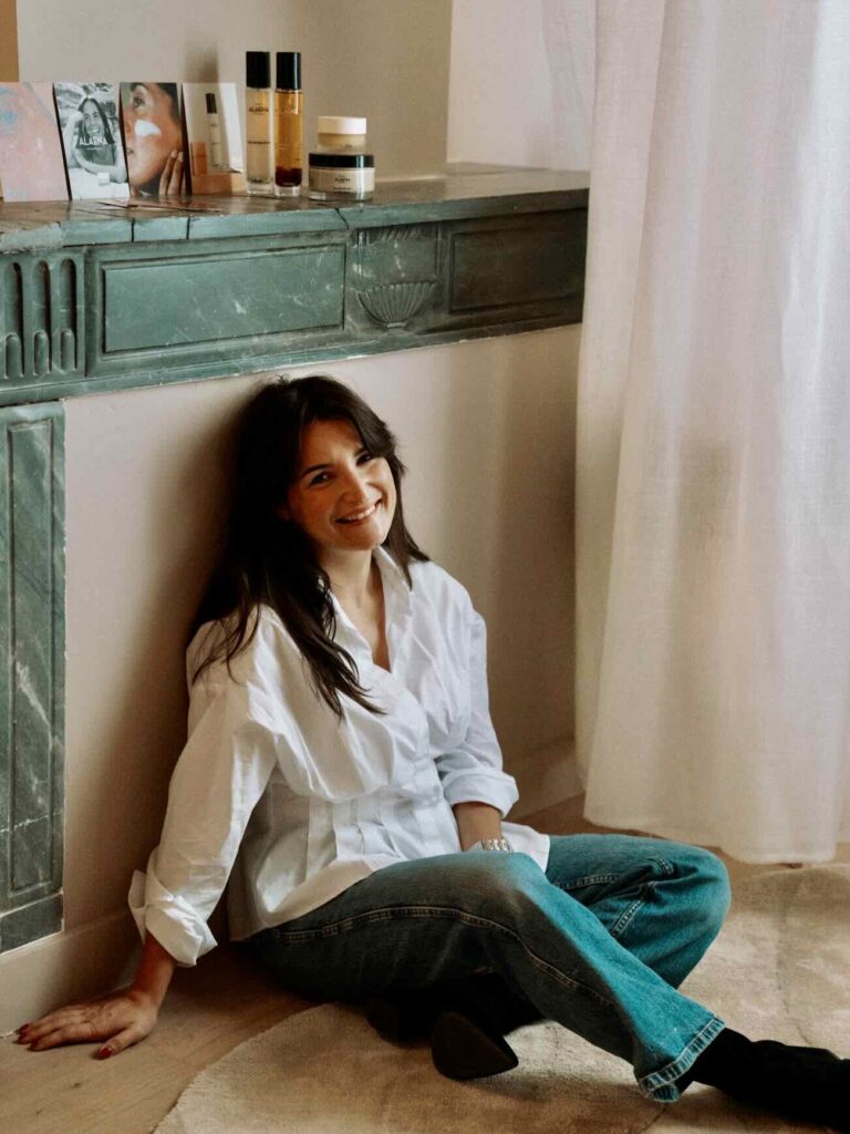 Maison Joà est un espace de co-thérapie qui permet à des thérapeutes (sophrologue, ostéopathe, kinésiologue, réflexologue, naturopathe ou sexologue) d’exercer librement, sans contrainte de lieu ni d’horaire en louant de façon flexible une salle (valexia salvador)