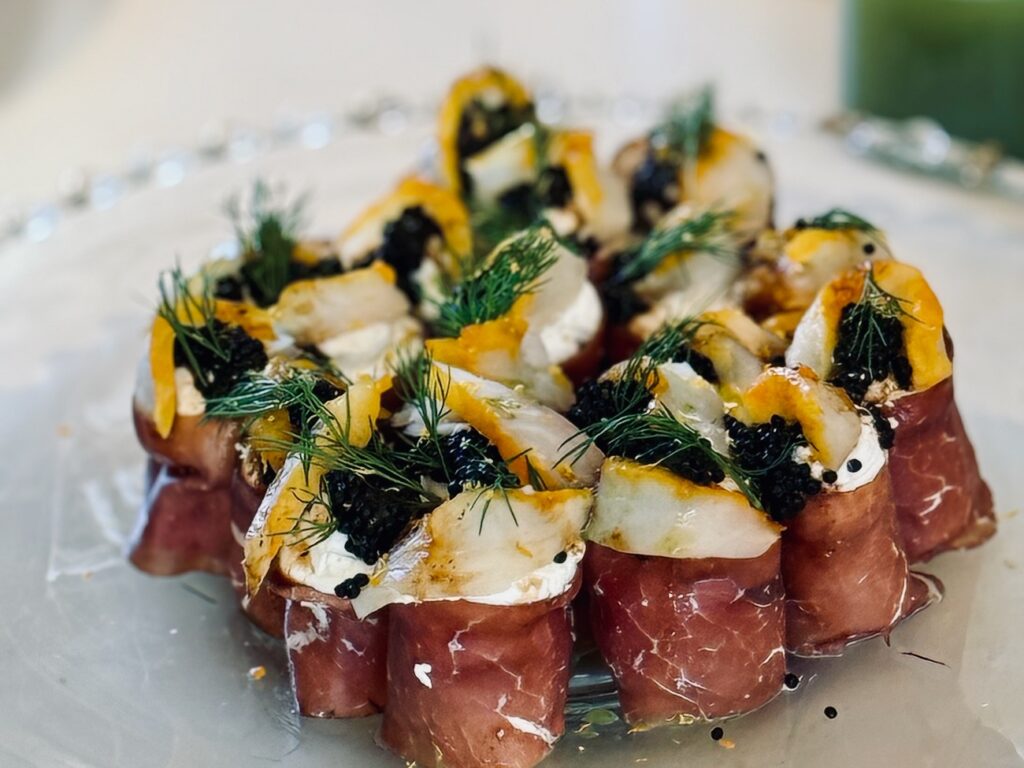 Roland Schembri est un chef à domicile qui propose des prestations de repas livrés et dîner organisés à domicile à Marseille et ailleurs. (caviar)