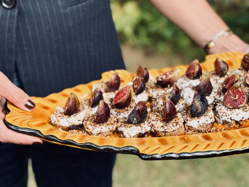 Roland Schembri est un chef à domicile qui propose des prestations de repas livrés et dîner organisés à domicile à Marseille et ailleurs. (bouchée)