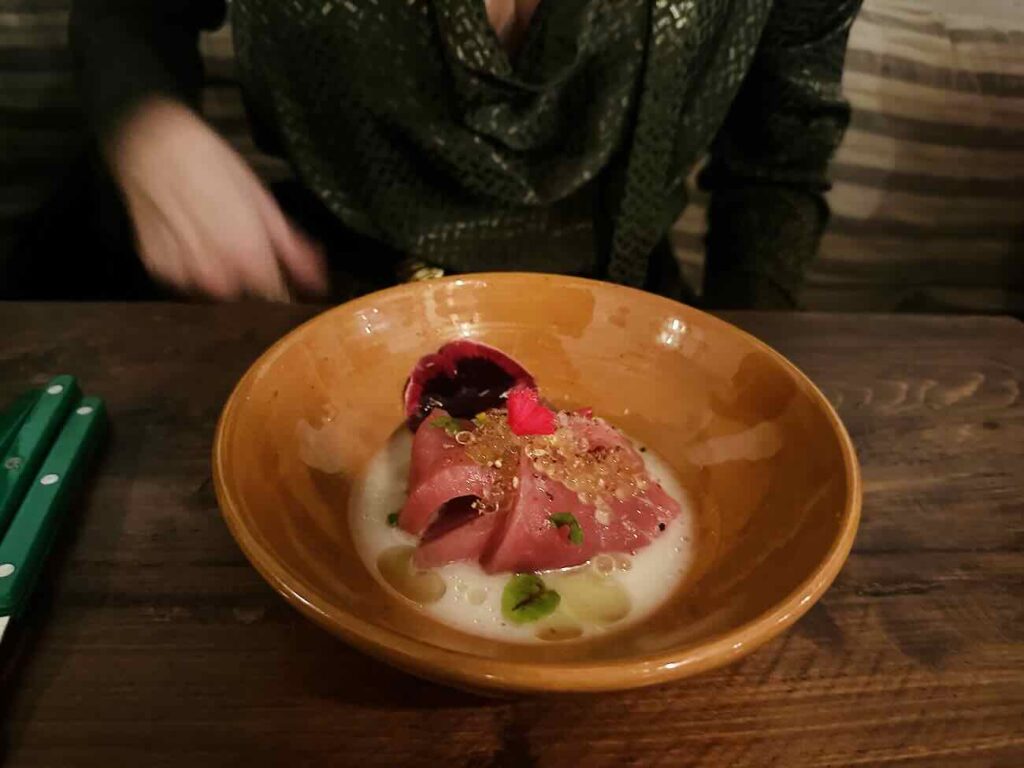 L'atelier Renata est la table d’hôtes d’Erika Blu installée dans un ancien atelier d'artiste à Marseille (poisson)