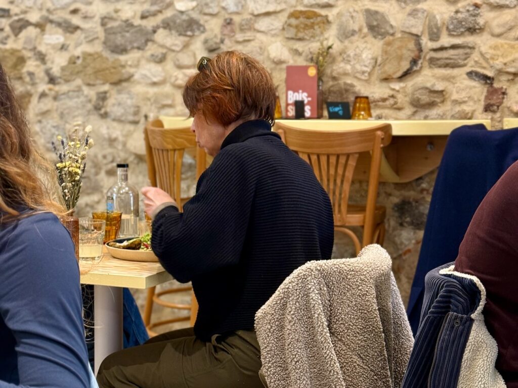 Hododa est un restaurant vegan situé dans le quartier du Panier à Marseille qui propose des assiettes aux inspirations libanaises et arméniennes et un brunch le week-end. (client)