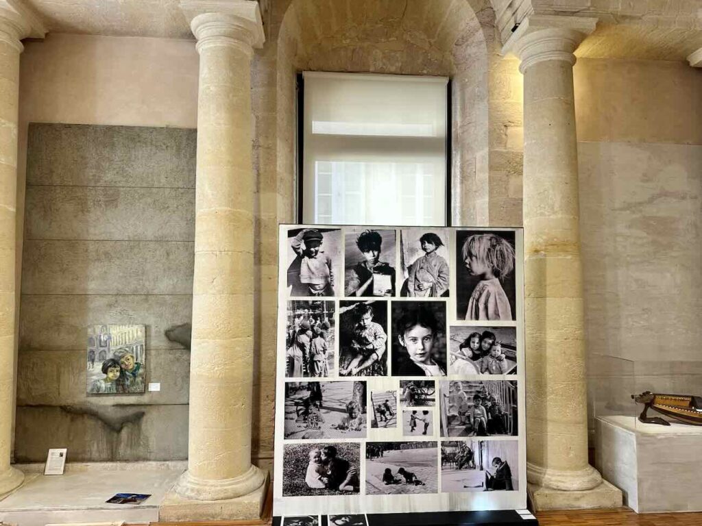 Les Préau des Accoules est un Musée dédié aux enfants situé dans le quartier du Panier à Marseille (patchwork photos)