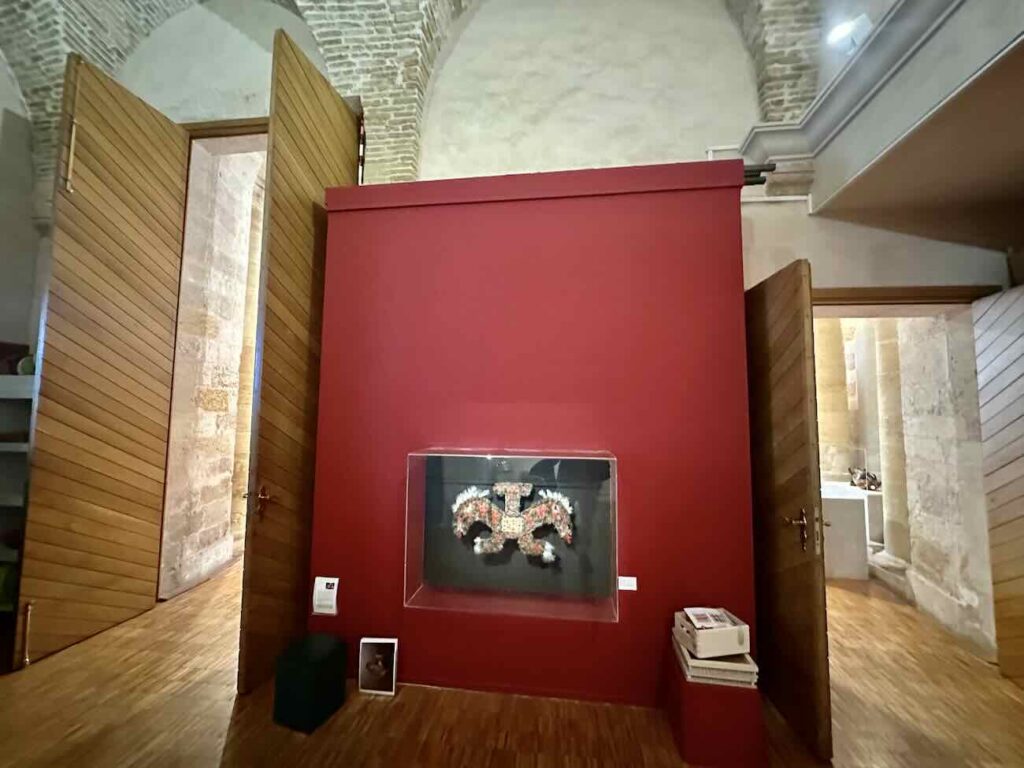 Les Préau des Accoules est un Musée dédié aux enfants situé dans le quartier du Panier à Marseille (entrée)