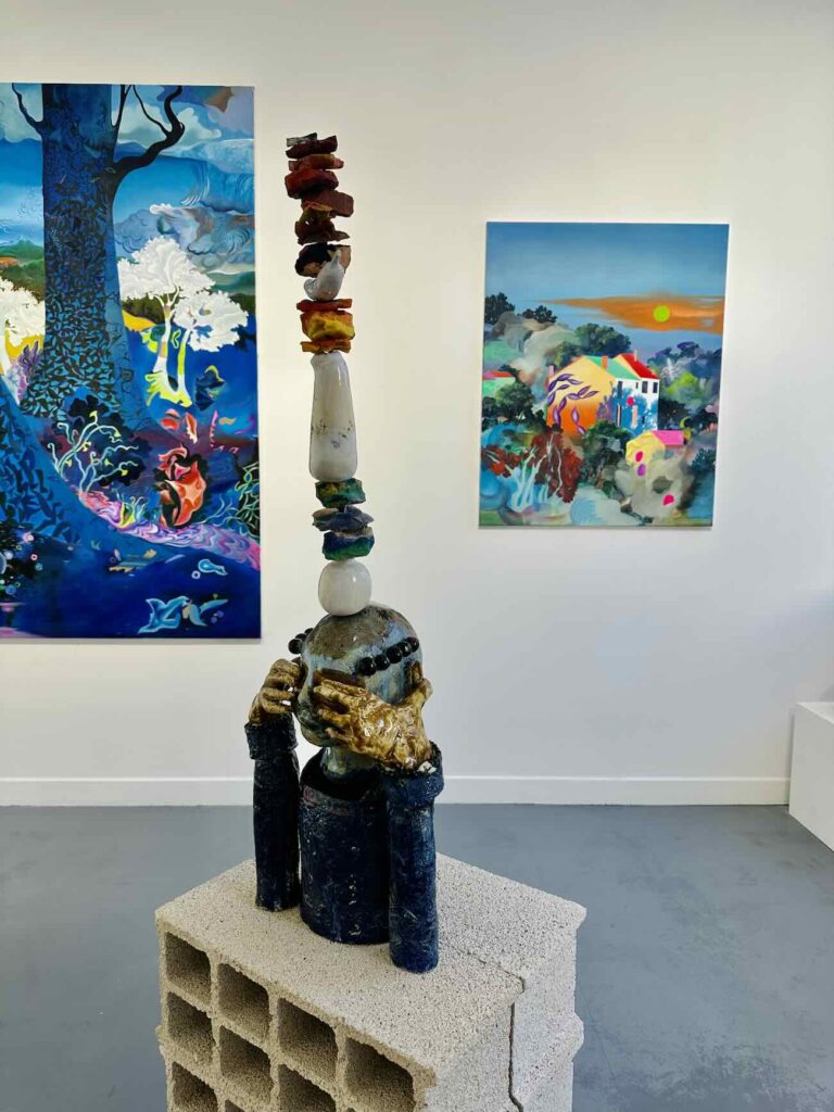 Peralta Gallery est une jeune galerie qui se consacre à la promotion de talents émergents en art contemporain. Elle est situé face au Palais de justice de Marseille (céramiques)