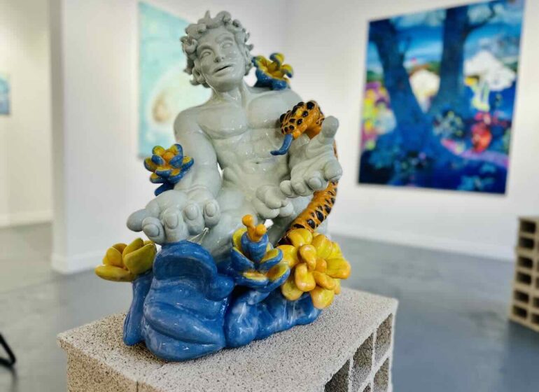 Peralta Gallery est une jeune galerie qui se consacre à la promotion de talents émergents en art contemporain. Elle est situé face au Palais de justice de Marseille (dieu)