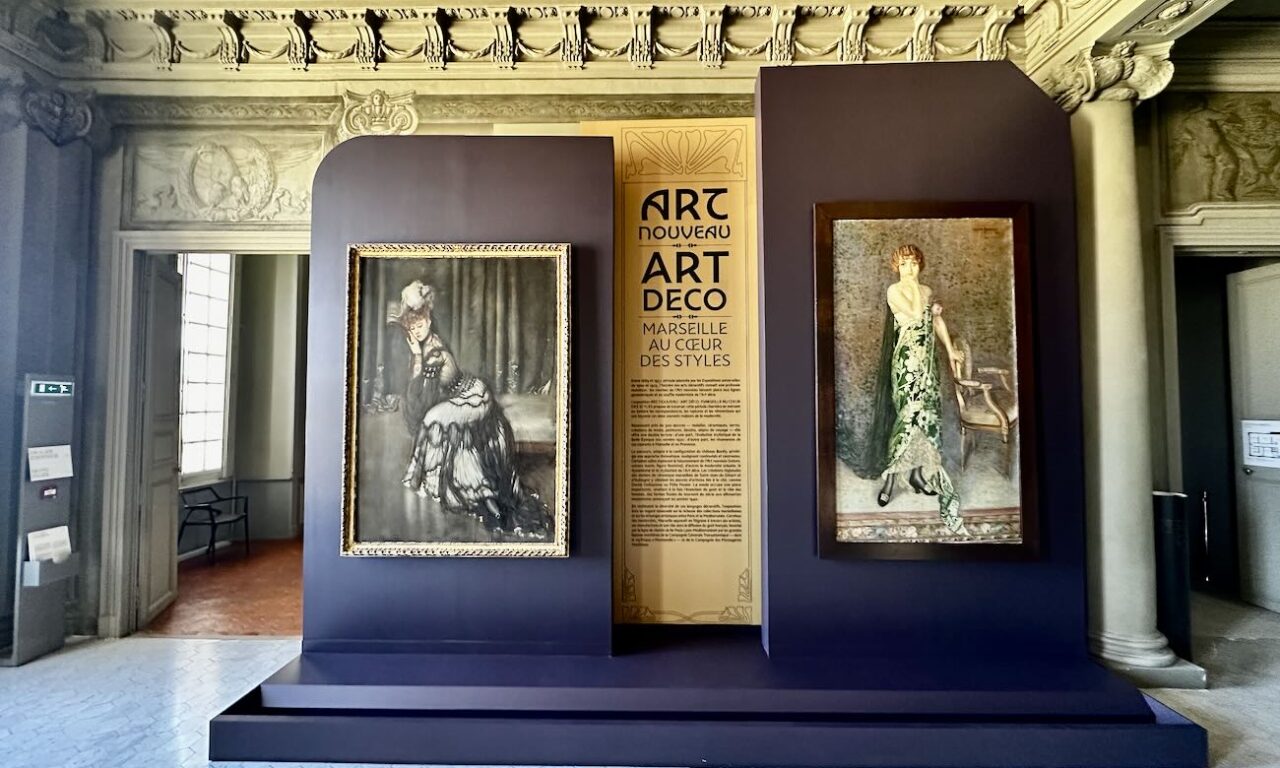 Au Château Borély, l’exposition « Art nouveau – Art déco. Marseille au cœur des styles » retrace le passage des courbes végétales de la Belle Époque aux lignes géométriques du modernisme à travers près de 300 œuvres exceptionnelles (entrée)