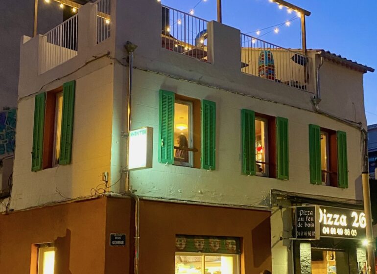 Khantok est un restaurant aux accents vietnamiens et laotiens situé dans le 5e arrondissement de Marseille, entre Camas et place Sébastopol, avec un rooftop à ne pas manquer. (extérieur)