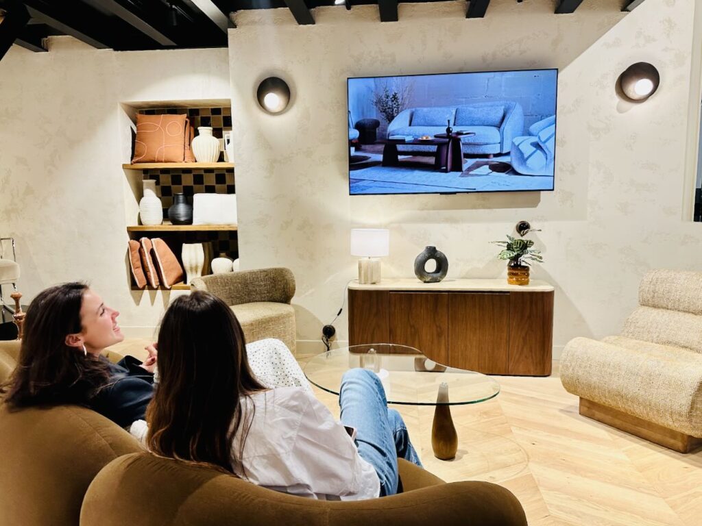 Showroom-boutique mobilier et décoration (salon)