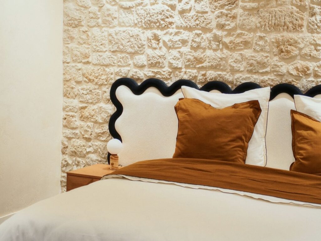 Showroom-boutique mobilier et décoration (chambre)
