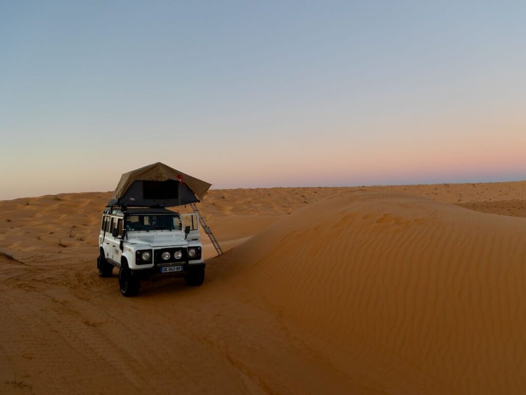 Pampa Cruz est une plateforme de location de 4x4 aménagés entre particuliers. Elle propose des véhicules partout dans le monde (desrt)