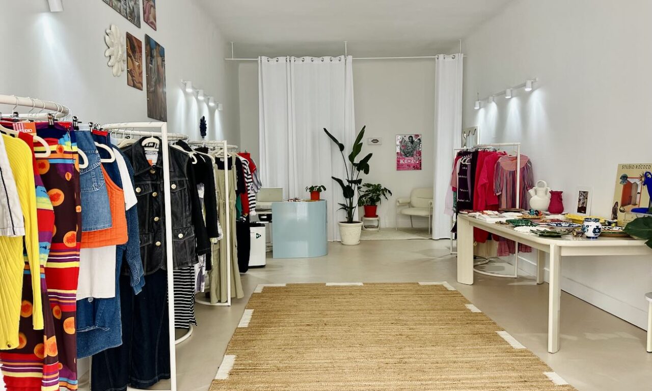 À Marseille, Studio Rococo est un nouveau lieu hybride imaginé par Ilana Guershovsky, à la croisée de la mode vintage, de la décoration et de l’architecture intérieure (interieur)