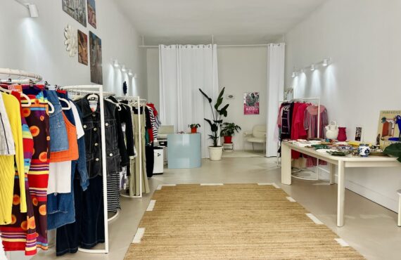 À Marseille, Studio Rococo est un nouveau lieu hybride imaginé par Ilana Guershovsky, à la croisée de la mode vintage, de la décoration et de l’architecture intérieure (interieur)