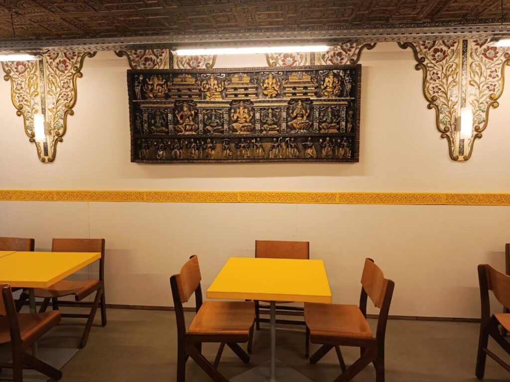 À Marseille, Tunnel est à mi-chemin entre bar à vin et resto de petites assiettes. Une cuisine instinctive et décomplexée, pensée pour être partagée (intérieur)