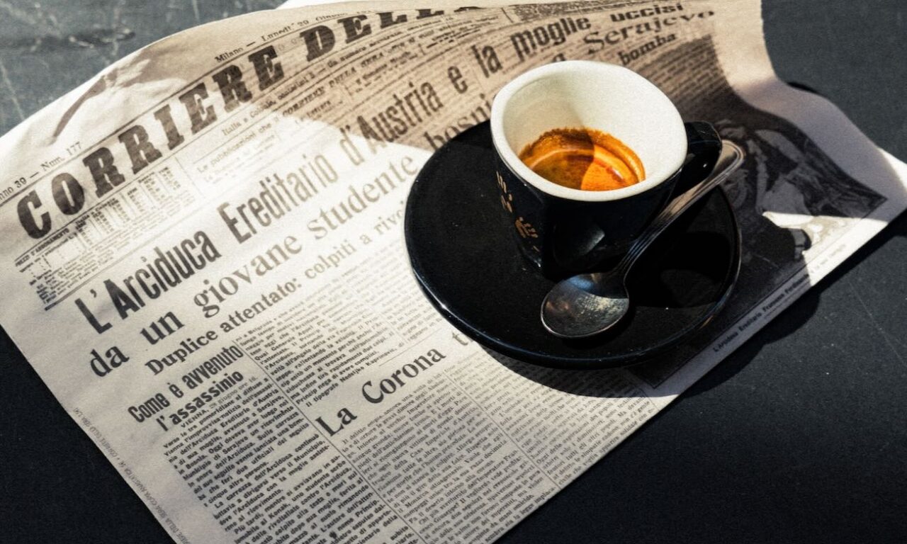 Basée à Marseille, Barcino sélectionne des cafés italiens artisanaux auprès de quatre torréfacteurs familiaux. Arabica, robusta et assemblages d’exception, fraîchement torréfiés et disponibles en ligne.