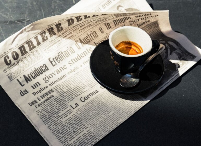Basée à Marseille, Barcino sélectionne des cafés italiens artisanaux auprès de quatre torréfacteurs familiaux. Arabica, robusta et assemblages d’exception, fraîchement torréfiés et disponibles en ligne.