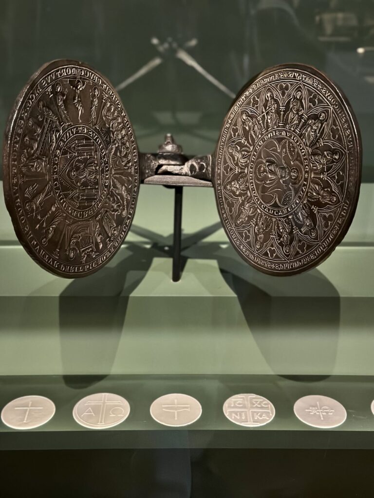 Au Mucem à Marseille, l'exposition « Manger les images » explore notre rapport aux images à travers 435 œuvres mêlant beaux-arts, culture populaire et art contemporain, du 28 octobre 2026 au 12 avril 2027 (ostie)